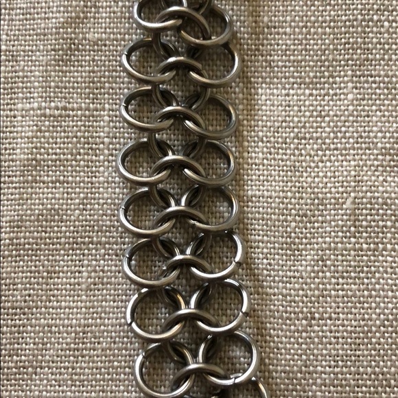 Gothic Chain mail necklace with black & red beads - Picture 5 of 8